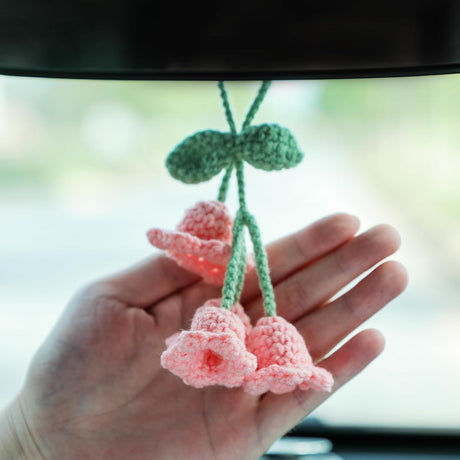 Lily Flower Hand Knitted Car Mirror Suspension Accessories, Rearview Mirror Accessories Car Decoration for Men and Women（Pink）