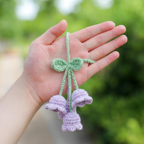 Lily Flower Hand Knitted Car Mirror Suspension Accessories, Rearview Mirror Accessories Car Decoration for Men and Women（Purple）