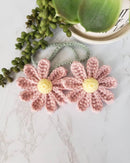 Women's Crochet Daisies Car Accessories Cute Rearview Mirror Pendants Handmade Daisy Flower Gifts Crochet Lovers Car Decoration Car Interior Aesthetics (Pink)