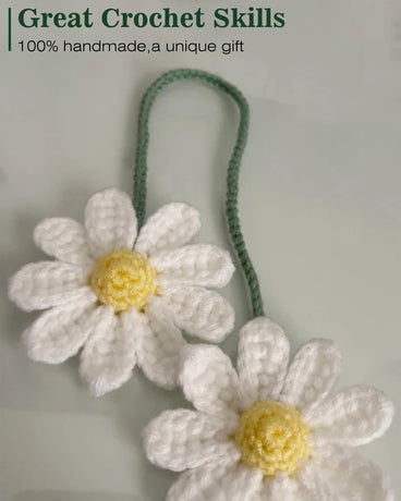 Crochet Daisy Auto Accessories Women Cute Rearview Mirror Charm Crafted Daisy Flower Gift Crochet Enthusiast Car Decoration Car Interior Aesthetics (White)