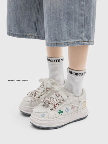 Casual Sneakers Embroidered Sneakers Four-Leaf Clover Shoes Comfortable - Black - Size 7(AU7/EU40)