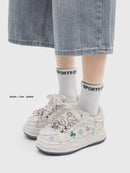 Casual Sneakers Embroidered Sneakers Four-Leaf Clover Shoes Comfortable - White - Size 10(AU10/EU43)