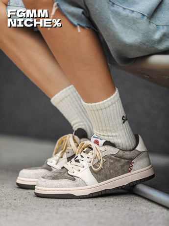Embroidered Skate Shoes Floral Sneakers Canvas Skateboarding Shoes Handcrafted - Khaki - Size 8(AU8/EU41)