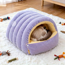 High-Elasticity Warm Cat Bed: 57×37×28cm Wrapped Design, Striped Fleece + Arctic Fleece Heat Retention, Removable & Washable（light beige）