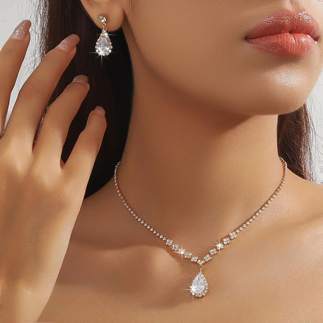 Elegant Teardrop Jewelry Set - Sparkling Necklace and Earrings, adorned with crystal accents, made of alloy, perfect for weddings, parties, and formal events, wedding jewelry.