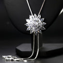 Fashionable and Creative High-End Artificial Crystal Diamond-Inlaid Snowflake New Style Sweater Chain Clothing Pendant（BLUE+WHITE）