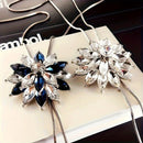 Fashionable and Creative High-End Artificial Crystal Diamond-Inlaid Snowflake New Style Sweater Chain Clothing Pendant（BLUE+WHITE）