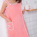1-Piece Bath Towel with Pocket, Wearable Bath Towel, Bathroom Shower Supply, Can be Used as Robe, Nightgown, Sexy Strap Dress, Blanket, Indoor/Outdoor Fitness Sauna Shawl, Easy to Carry, Machine Washable（Purple）