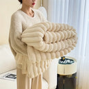 Luxurious faux rabbit fur blanket (180*200cm / white color) - feels like stroking a cat, with a pure color and simple style - soft, warm, comfortable, suitable for sofas, beds, offices and travels - multi-functional