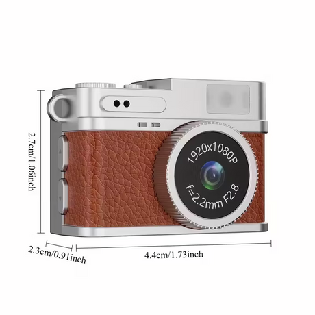Mini camera retro version, wearable mini camera - 1080P high-definition video, 0.96-inch IPS screen, LED fill light, 17.5-gram ultra-light portable, suitable for Vlog shooting and travel, small pocket-sized photo recorder with 32GB card - small compact mi