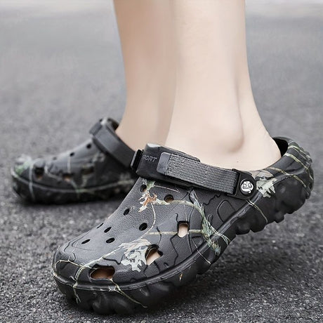 Croc-Style Clogs Anti-Slip Shoes Breathable Clogs Lightweight Footwear Fashion - White - Size 11(AU11/EU44)