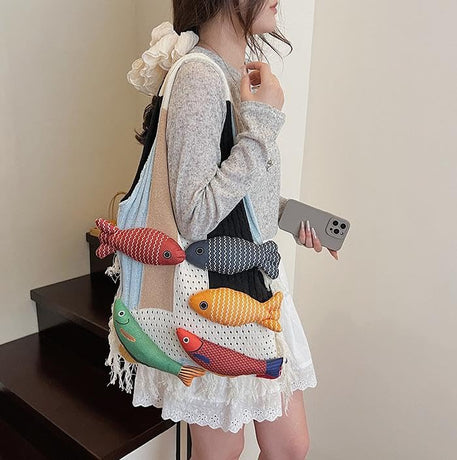 Boho Knit Tote Bag with 3D Fish Applique – Patchwork Shoulder Bag for Women, Beach, Travel & Daily Use – Soft Fringe Design (White)