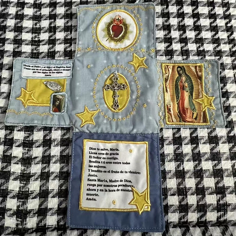 Mini Handcrafted Catholic Pocket Shrine – Foldable Prayer Altar with Silver Cross, Religious Art & Embroidered Prayers, Portable Faith Companion, 6.5 x 5.5 Inches (Purple)