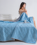 Christmas gifts for loved ones
 Aussie Summer Cooling Quilt – 4 Sizes, Breathable, Lightweight & Skin-Friendly for Refreshing Sleep All Season(150cm*200cm)
