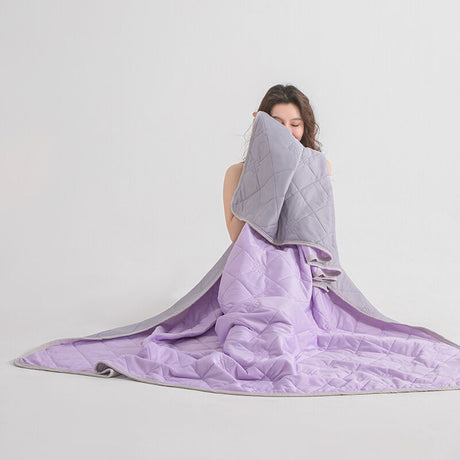 Christmas gifts for loved ones
 Aussie Summer Cooling Quilt – 4 Sizes, Breathable, Lightweight & Skin-Friendly for Refreshing Sleep All Season(200cm*230cm)