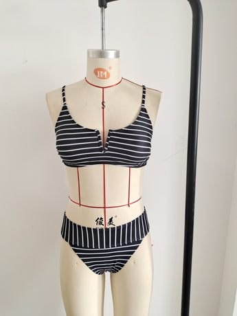 Women Striped Striped Print Bikini Deep-V Neck Women's Swimwear Beachwear Size XL