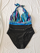 Fashionable One-piece Plus Size Swim Costume with Eye-catching Stripes Size 3XL