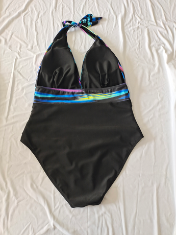 Fashionable One-piece Plus Size Swim Costume with Eye-catching Stripes Size 3XL