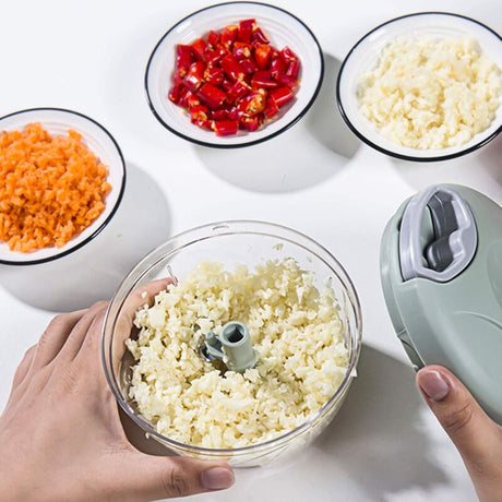 Manual Onion Chopper, 3-Blade Garlic Press, For Onion Salad, Pesto, Parsley, Sausage/Nut Cutting Machine, Vanilla, Baby