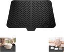 Silicone dish draining mat with integrated rim, heat-resistant, eco-friendly, waterproof, and non-slip. Ideal for dishes, bars, washing up, or any other use. Dimensions: 58 x 43 cm. Color: Black.