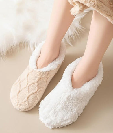 Socks - Warm socks - Indoor socks - Women's slippers - Warm winter socks - Fleece socks - Comfortable - Winter warmth - Ultra-comfortable women's indoor slippers - One size fits all - Apricot