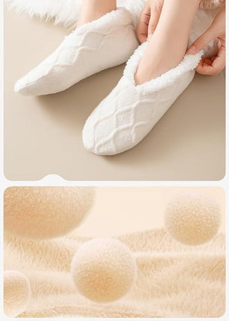 Socks - Warm socks - Indoor socks - Women's slipper socks - Warm winter socks - Fleece socks - Comfortable - Winter warmth - Ultra-comfortable women's indoor slippers - One size fits all - White