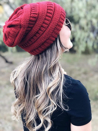 Womens Slouchy Ski Hat Warm Windproof with Satin Lining Bordeaux, 52-60 cm