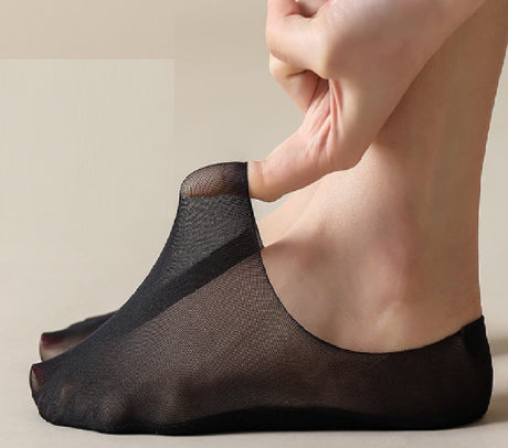 4 Pairs of Cooling Socks for Women | Invisible Socks | Fabric Socks | Soft & Lightweight | Boat Socks | Size 36-42 | Black
