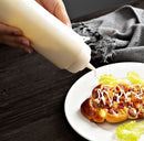 4 pieces - 200 ml - Dosing bottle - Squeeze bottle - Sauce bottle - Garnish bottle - Plastic - White - with spout cap - Leak-proof lids - With check marks - For garnish, sauce or batter