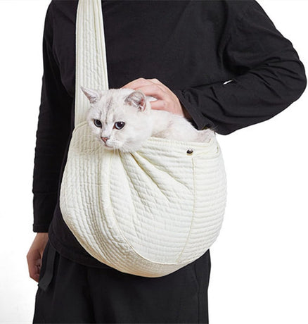 Pet Backpack - Backpack for Cat and Dogs - 40*11*26 cm - Shoulder Carrying Bag - Cat Carrier - Adjustable - For Small Dogs and Cats - For Pets from 5.5-6.5 kg - White - Canvas