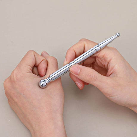 Pressure point pen - Trigger point acupressure pen - Stainless steel - Acupuncture rod - Meridian dredging rod - Manual - For back, shoulders, legs - 125*12mm - Silver