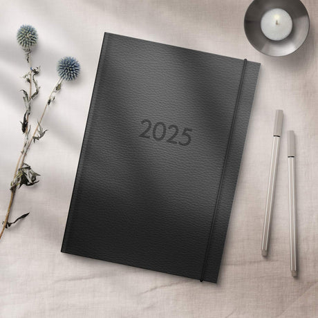 Senator A5 Vega Black Calendar 2025