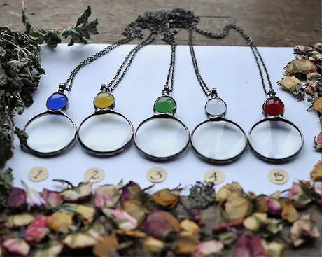 Magnifying Glass Necklace for Reading 2X Green Lens with Chain