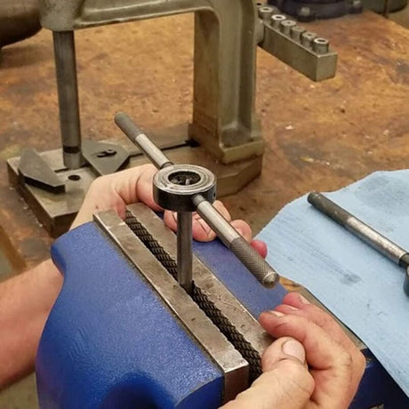 M20 x 1.5 Metric Right Hand Thread HSS High Speed Steel Machine Tap