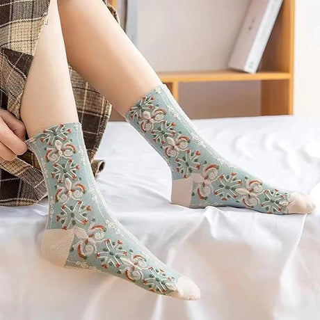 5 pairs of cotton socks for women - retro floral pattern - warm socks - lounge socks - autumn and winter socks - socks with 3D relief design