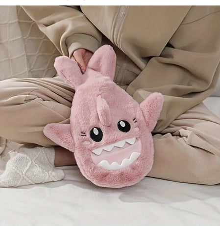 Hot Water Bottle - 1L Capacity - Hot Water Bottle with Cover - Plush Hot Water Bottle - Cute Shark Design - Keeps Water Hot for Up to 6 Hours - A Great Gift for Family and Friends - Pink
