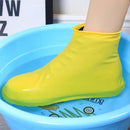 Overshoes - 1 Pair - Waterproof Silicone Overshoes - Reusable, Non-slip, Suitable for Outdoor Activities (Black - Size M)