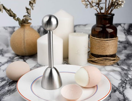 Egg Shell Cracker - Stainless Steel Manual Cutter for Perfect Cuts - Suitable for Soft- and Hard-Boiled Eggs