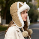 Fleece winter hat - Warm hat with thickened ear flaps - Soft, comfortable and frost-resistant - Stylish winter accessory - Color: Beige