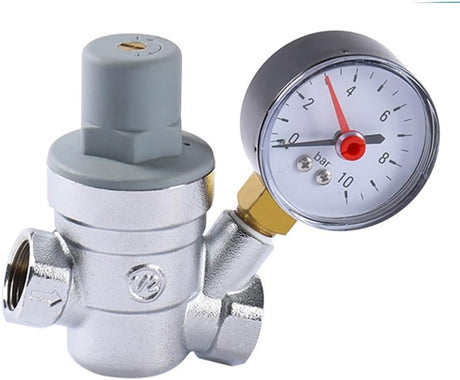 Adjustable pressure reducing valve with integrated pressure gauge for hot and cold water, brass pipe valve for home, commercial and industrial use (DN15)