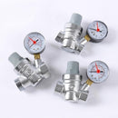 Adjustable pressure reducing valve with integrated pressure gauge for hot and cold water, brass pipe valve for home, commercial and industrial use (DN15)