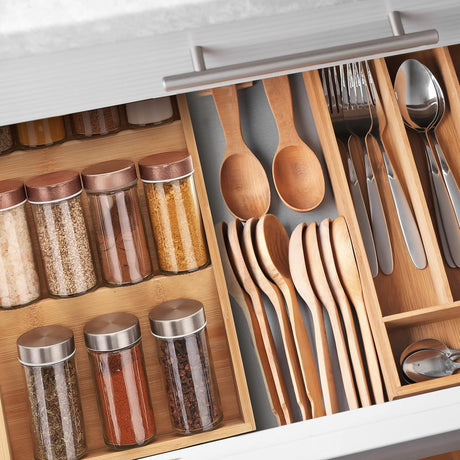 Relaxdays horizontal spice rack, 3 shelves, HBD: 5 x 20 x 38 cm, spice organizer for kitchen drawer, spice holder, natural