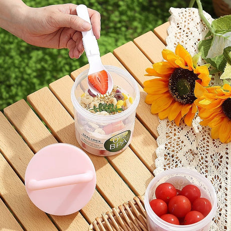 Yogurt Cup To Go Portable Salad Cup with Fork - Double-Walled Leak-Proof Yogurt, Fruit & Oatmeal Cup - Takeaway Breakfast Cup - Reusable Cheese Cup - Double-Walled - 920 ml