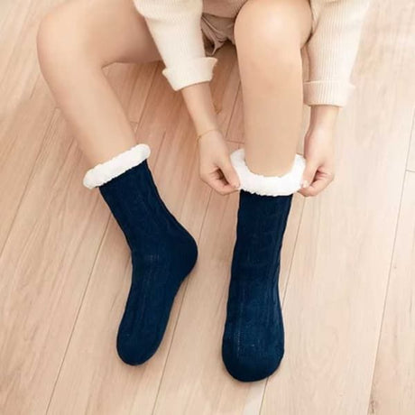 Blue Furry Warm Knitted Slipper Socks with Non-Slip Sole, Ultra-Soft Fleece Lining Cable Knit Design, One Size Fits Most EU 35-43 for Cozy Indoor Wear