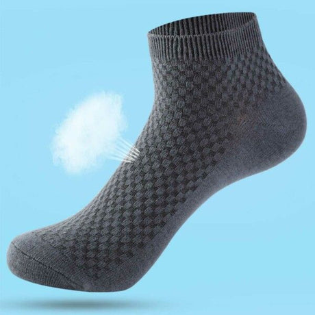Black Bamboo Socks 5-Pack with Comfort Elastic, Soft Breathable 95% Bamboo 5% Spandex, Naturally Antibacterial Moisture-Wicking for Men and Women EU 38-44