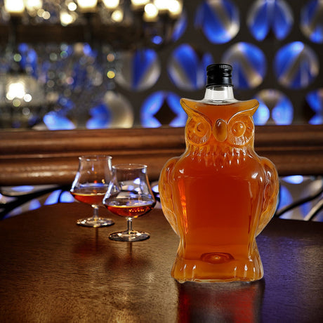 Darzheoy Wolf Whiskey Bottle, Funny Wolf Whiskey Bottle, 3D Wolf Shape Glass, Wine Decanter for Men Dad, Home Bar Dachshund Lover Decor F