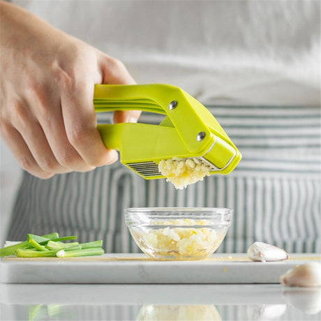 Easy Clean Garlic Press - Lightweight, Easy-to-Use Garlic Mincer & Crusher for Food Prep & Kitchen Accessories, Green