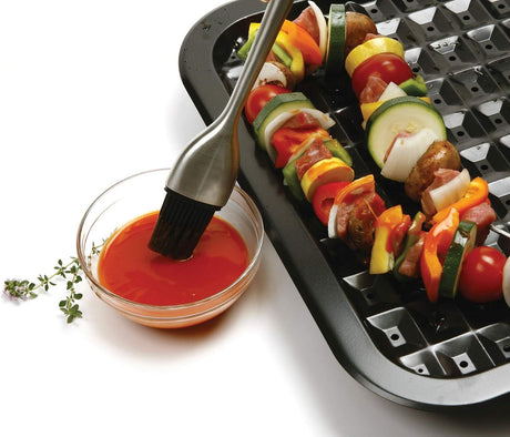 Stainless steel handle silicone barbecue oil brush seasoning brush high temperature resistant barbecue brush cake baking barbecue BBQ brush（30CM）