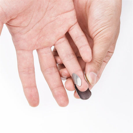 8 Pcs Finger Guards for Cutting, Knife Cutting Protector Finger Kitchen Tool Hand Guard Finger Protector Kitchen Finger Nail Protector Hand Cut Guard Kitchen Finger Cutting Protector