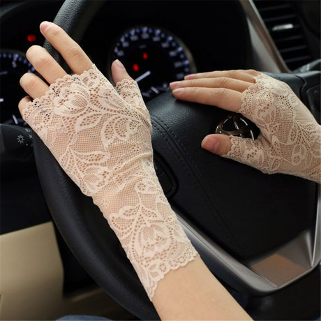 2 pairs Women Sunblock Short Lace Half Fingerless Gloves Fancy Wrist Length Bridal Wedding Events Party Glove （skin color）